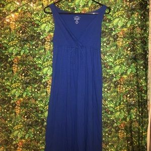 blue flowy maxi dress🌊